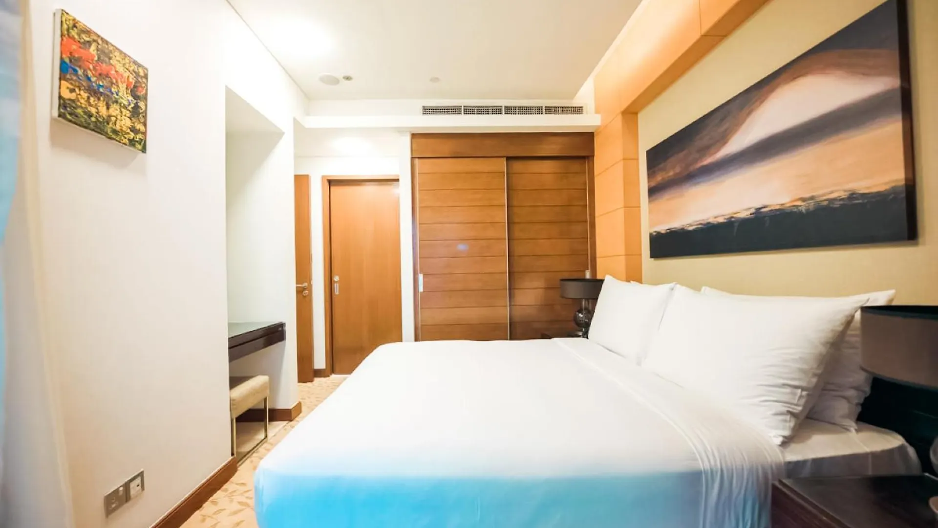 Fahh Stunning 1 Bhk At Address Dubai Mall
